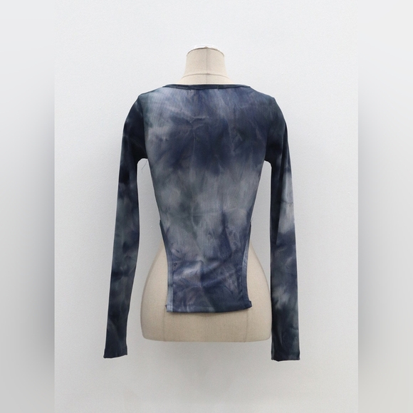 Side Slit Tie Dye Top korea like new - Picture 7 of 8